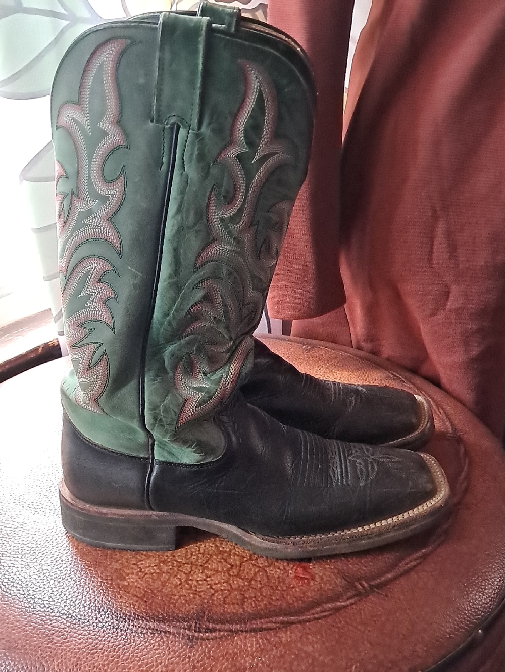 Justin Cowboy Boots - Picture 11 of 11
